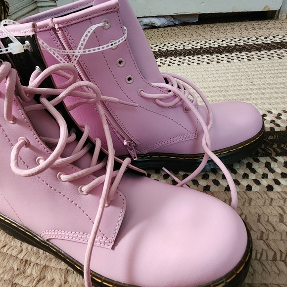 Dr. Martens Pink Zavala Boots - Picture 5 of 9